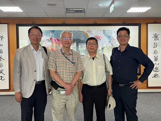 113/8/16拜會中央研究院關鍵議題研究中心李超煌主任簡要紀錄 113/8/16拜會中央研究院關鍵議題研究中心李超煌主任簡要紀錄