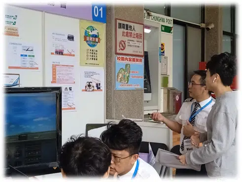 113/4/30赴中華大學校園徵才博覽會攤位解說及模擬飛行體驗活動花絮 113/4/30赴中華大學校園徵才博覽會攤位解說及模擬飛行體驗活動花絮